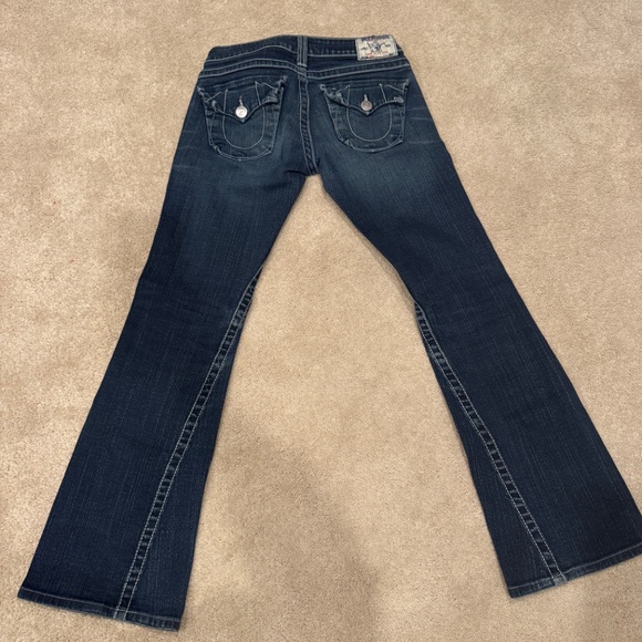 Women’s True Religion jeans - Picture 2 of 3